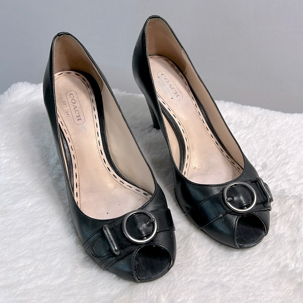Coach Tatiana Black Leather Peep Toe Pump size 6